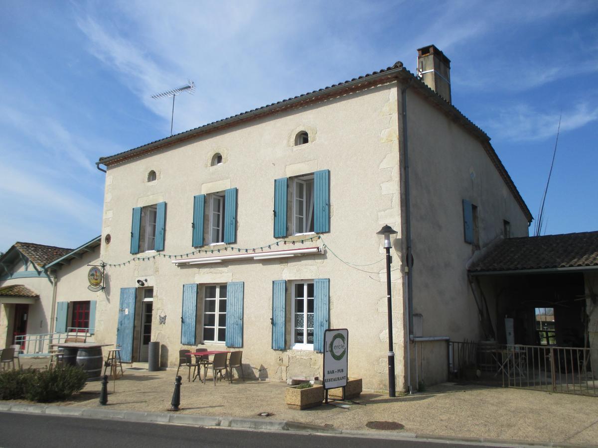 Bed and Breakfast L'Esprit Du Cercle Cudos Exterior foto